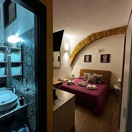 O Munti Guest house *